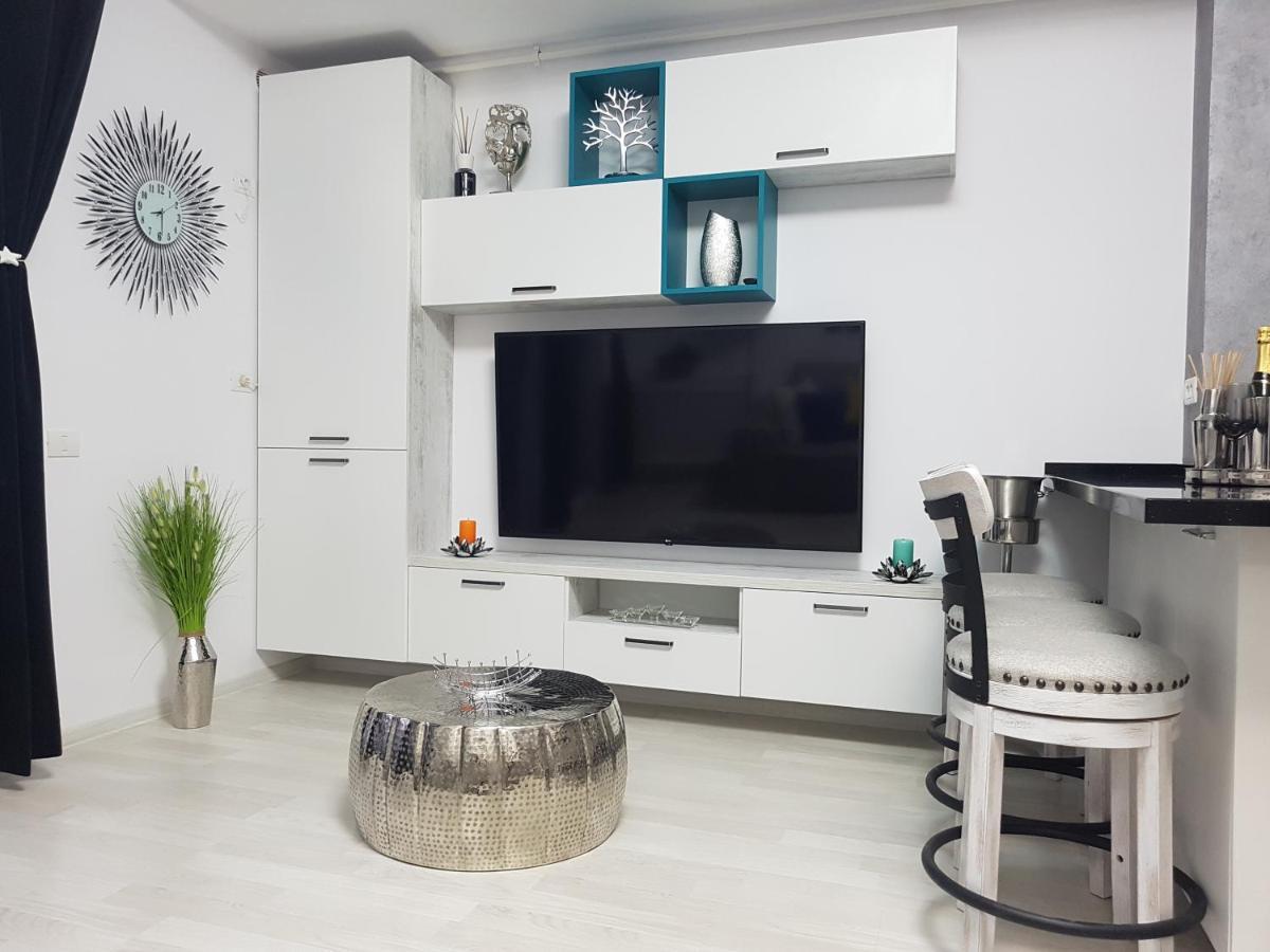 Panoramis Promenada-Cezar Appartement Năvodari Buitenkant foto